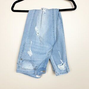 KanCan High Rise Distressed Light Wash Estilo Jeans Size 28